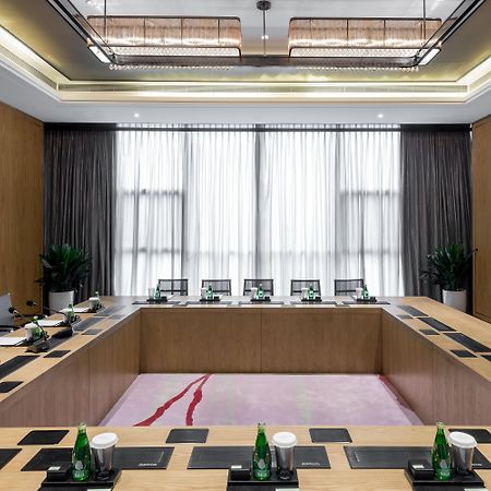 Crowne Plaza Yibin By Ihg Hotel Екстериор снимка