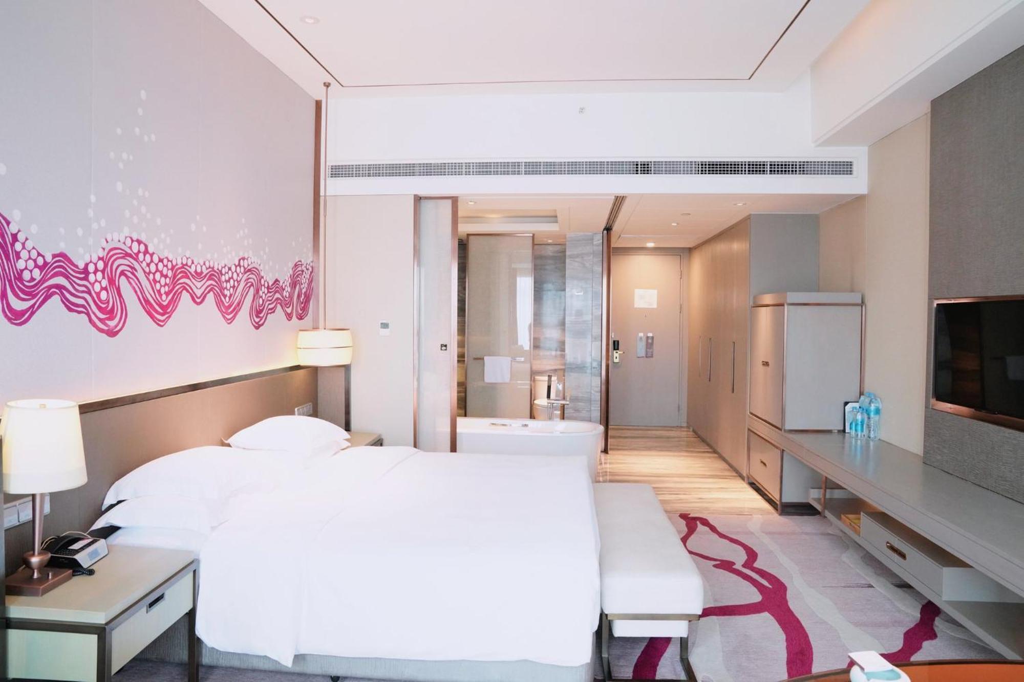 Crowne Plaza Yibin By Ihg Hotel Екстериор снимка