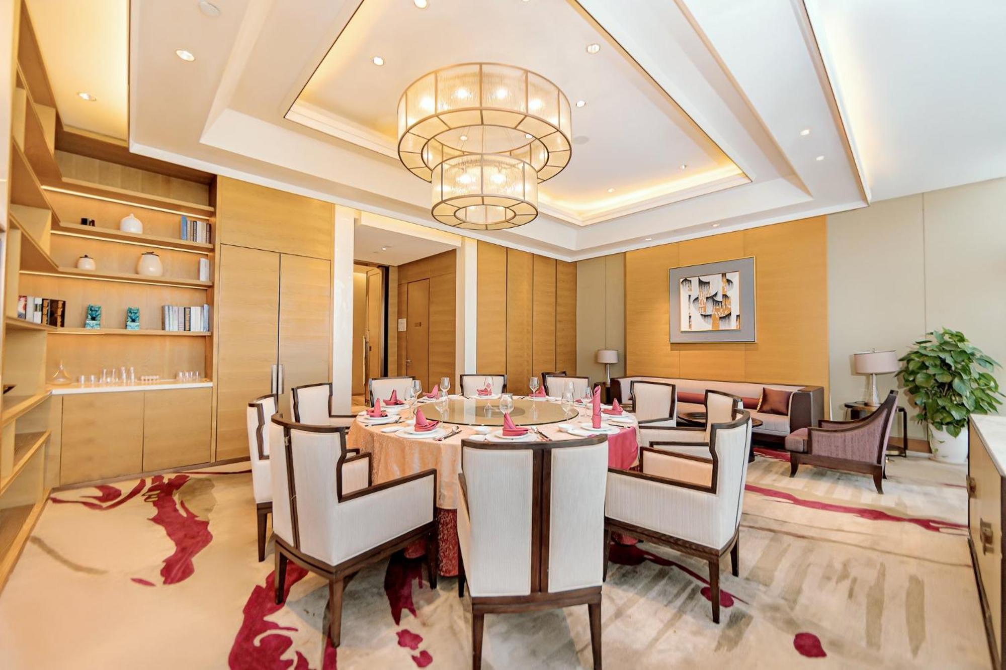 Crowne Plaza Yibin By Ihg Hotel Екстериор снимка