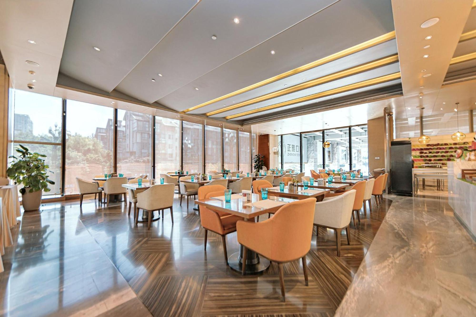 Crowne Plaza Yibin By Ihg Hotel Екстериор снимка