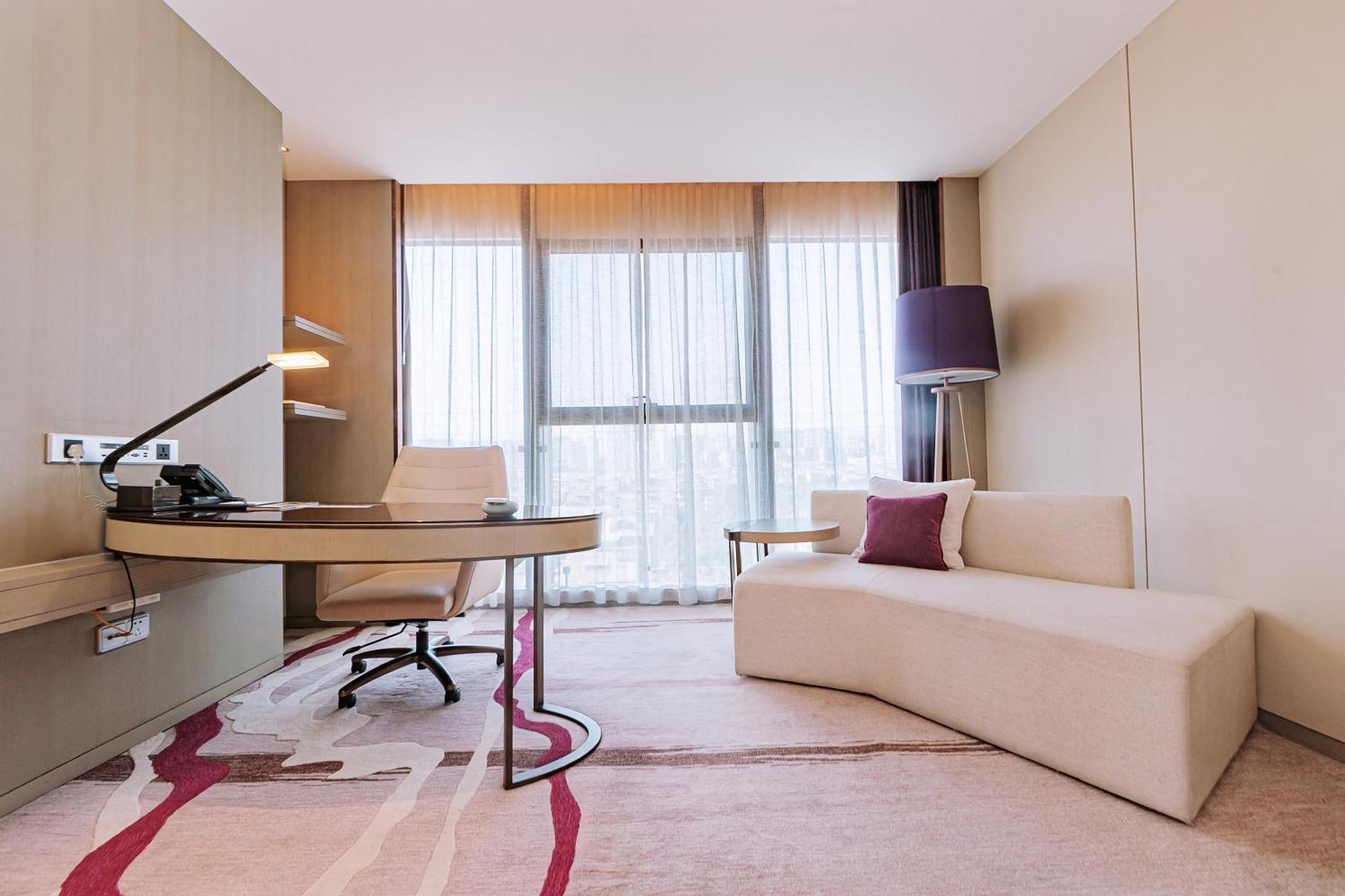 Crowne Plaza Yibin By Ihg Hotel Екстериор снимка