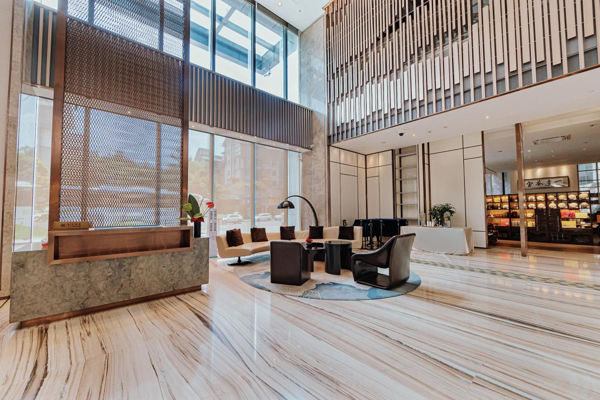 Crowne Plaza Yibin By Ihg Hotel Екстериор снимка